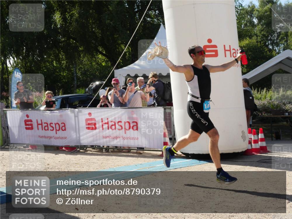 07.09.2025 - 19. Norderstedt Triathlon Zöllner http://msf.ph/oto/8790379 07.09.2025 15:39:53 Ziel 1471 meine-sportfotos.de