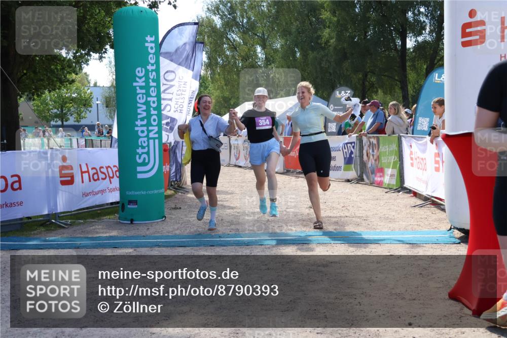 07.09.2025 - 19. Norderstedt Triathlon Zöllner http://msf.ph/oto/8790393 07.09.2025 13:59:44 Ziel 354 meine-sportfotos.de