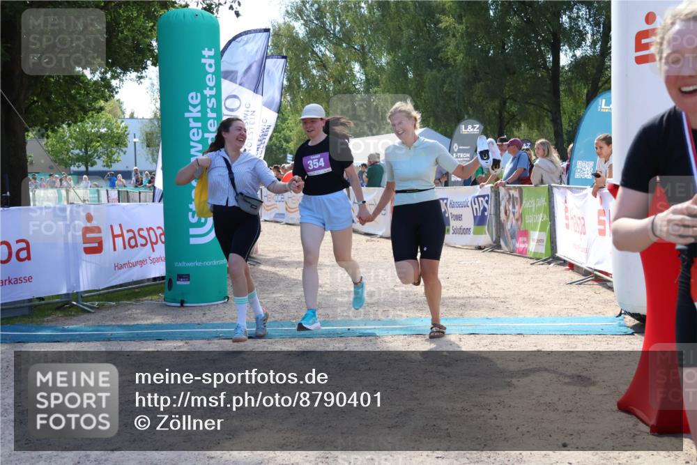 07.09.2025 - 19. Norderstedt Triathlon Zöllner http://msf.ph/oto/8790401 07.09.2025 13:59:44 Ziel 354 meine-sportfotos.de