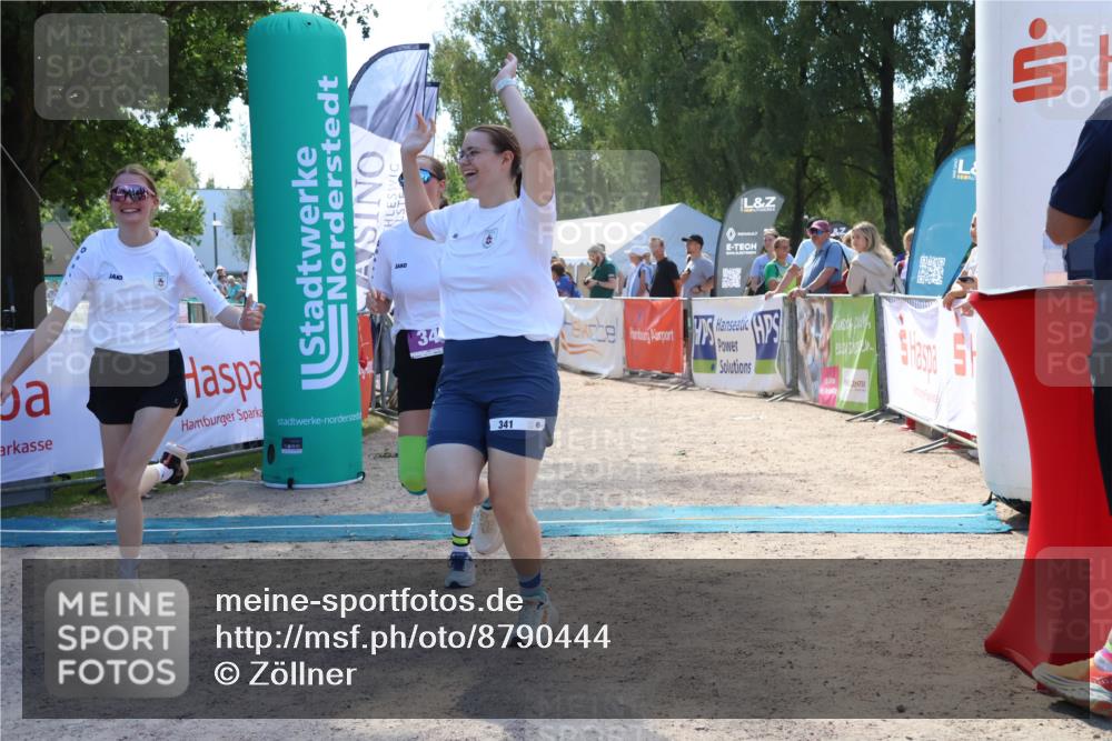 07.09.2025 - 19. Norderstedt Triathlon Zöllner http://msf.ph/oto/8790444 07.09.2025 13:59:51 Ziel 341 meine-sportfotos.de