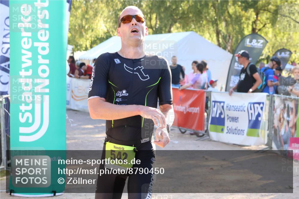 07.09.2025 - 19. Norderstedt Triathlon Zöllner http://msf.ph/oto/8790450 07.09.2025 16:26:55 Ziel 377, 542 meine-sportfotos.de