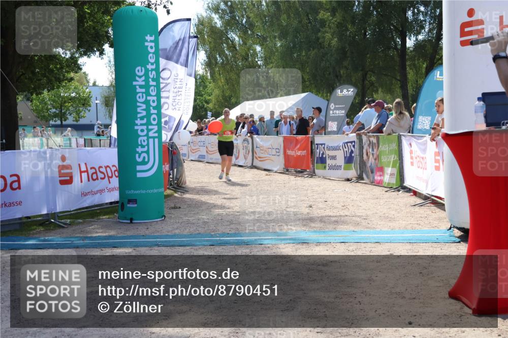 07.09.2025 - 19. Norderstedt Triathlon Zöllner http://msf.ph/oto/8790451 07.09.2025 14:00:01 Ziel 179 meine-sportfotos.de