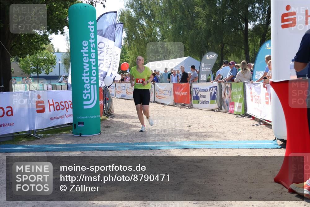 07.09.2025 - 19. Norderstedt Triathlon Zöllner http://msf.ph/oto/8790471 07.09.2025 14:00:04 Ziel 179 meine-sportfotos.de