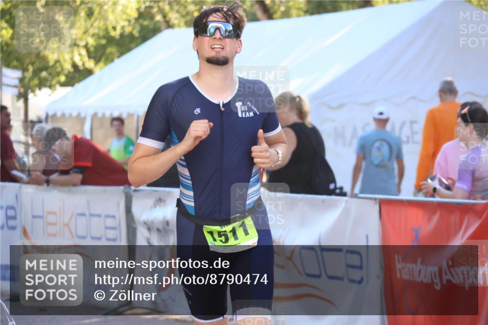 07.09.2025 - 19. Norderstedt Triathlon Zöllner http://msf.ph/oto/8790474 07.09.2025 16:27:03 Ziel 473, 1511 meine-sportfotos.de