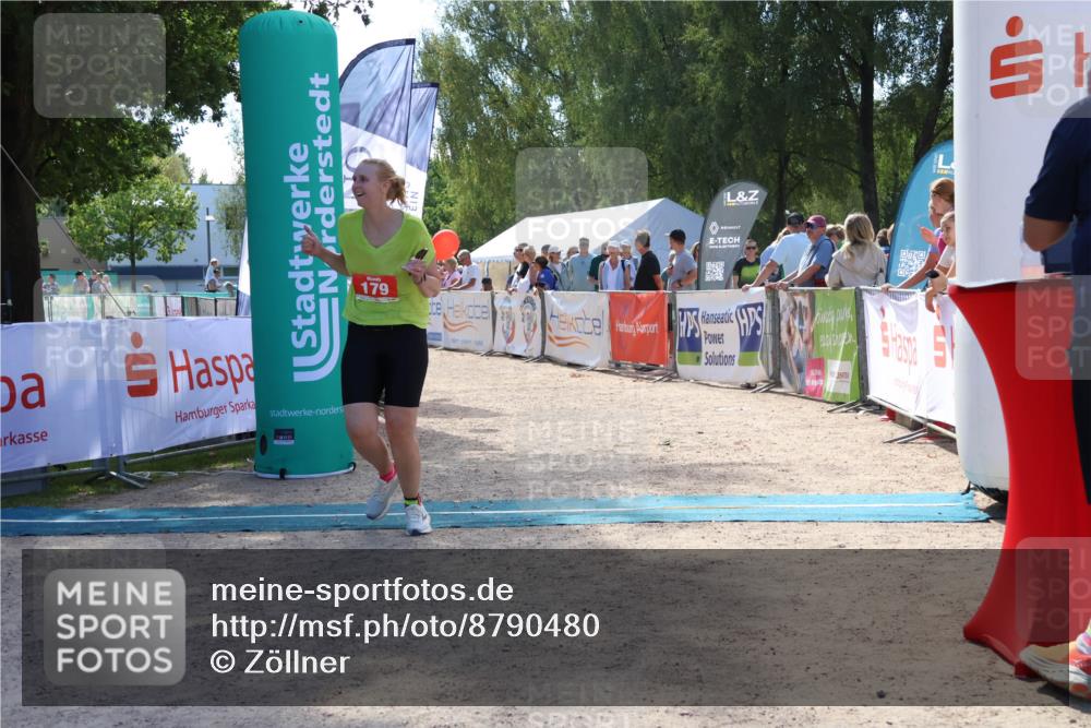07.09.2025 - 19. Norderstedt Triathlon Zöllner http://msf.ph/oto/8790480 07.09.2025 14:00:05 Ziel 179 meine-sportfotos.de