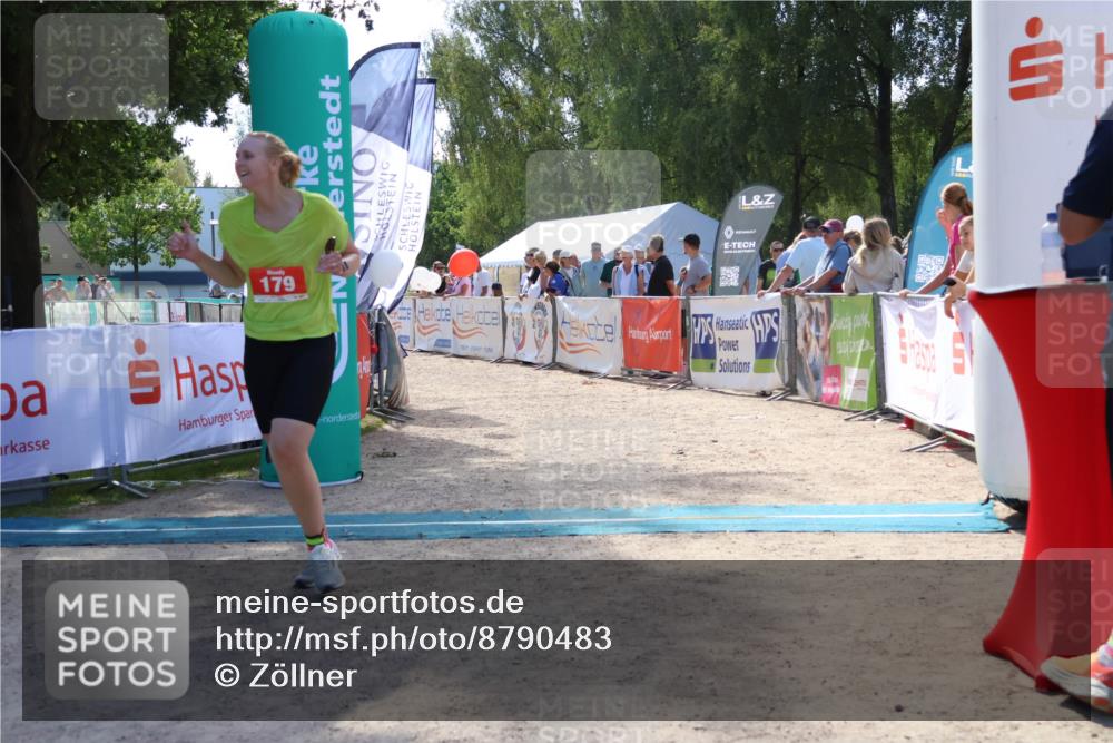 07.09.2025 - 19. Norderstedt Triathlon Zöllner http://msf.ph/oto/8790483 07.09.2025 14:00:05 Ziel 179 meine-sportfotos.de
