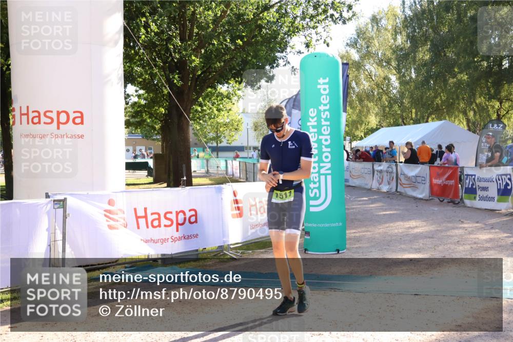 07.09.2025 - 19. Norderstedt Triathlon Zöllner http://msf.ph/oto/8790495 07.09.2025 16:27:06 Ziel 473, 1511 meine-sportfotos.de