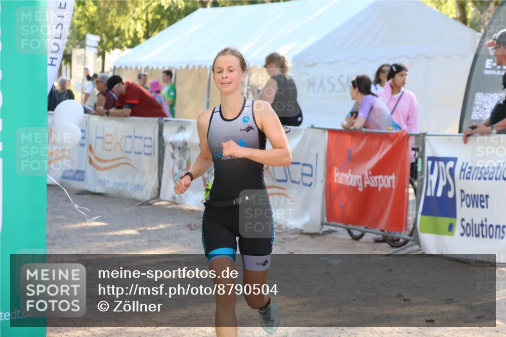07.09.2025 - 19. Norderstedt Triathlon Zöllner http://msf.ph/oto/8790504 07.09.2025 16:27:31 Ziel 452 meine-sportfotos.de