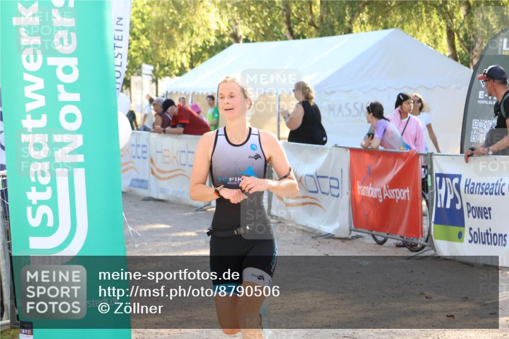07.09.2025 - 19. Norderstedt Triathlon Zöllner http://msf.ph/oto/8790506 07.09.2025 16:27:32 Ziel 452 meine-sportfotos.de