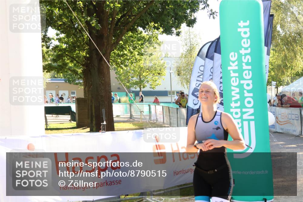 07.09.2025 - 19. Norderstedt Triathlon Zöllner http://msf.ph/oto/8790515 07.09.2025 16:27:33 Ziel 452 meine-sportfotos.de