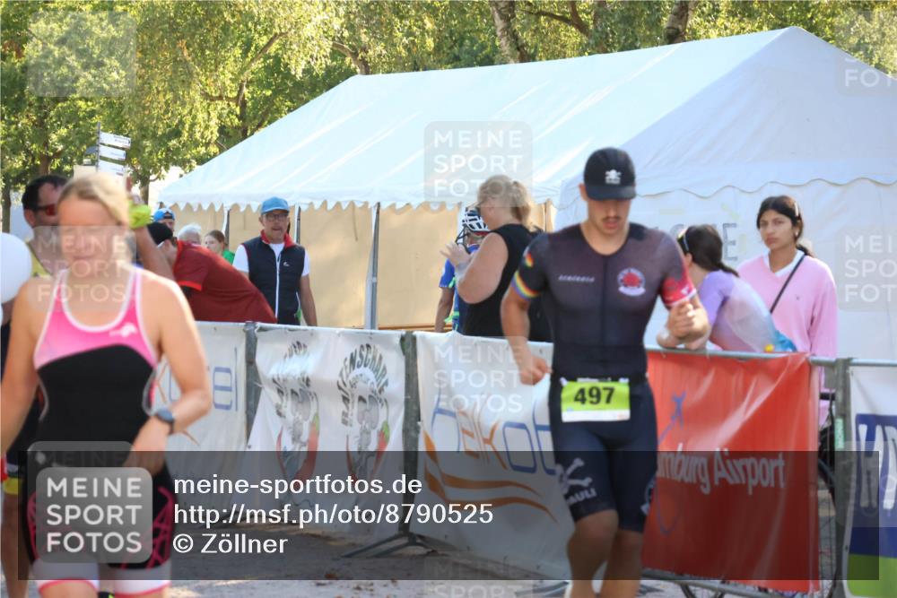 07.09.2025 - 19. Norderstedt Triathlon Zöllner http://msf.ph/oto/8790525 07.09.2025 16:27:42 Ziel 497, 1528 meine-sportfotos.de