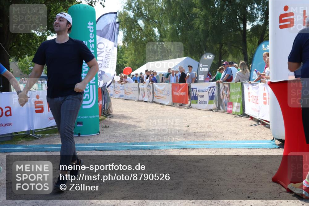 07.09.2025 - 19. Norderstedt Triathlon Zöllner http://msf.ph/oto/8790526 07.09.2025 14:00:20 Ziel 315, 339 meine-sportfotos.de