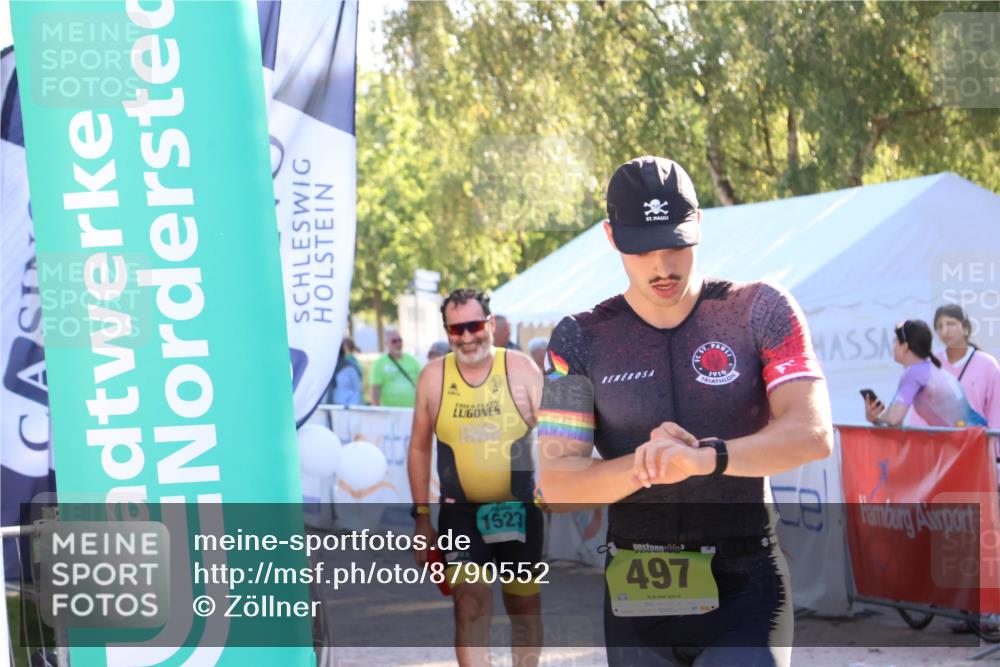 07.09.2025 - 19. Norderstedt Triathlon Zöllner http://msf.ph/oto/8790552 07.09.2025 16:27:44 Ziel 497, 1523, 1528 meine-sportfotos.de