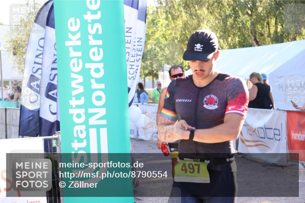 07.09.2025 - 19. Norderstedt Triathlon Zöllner http://msf.ph/oto/8790554 07.09.2025 16:27:45 Ziel 497, 1523, 1528 meine-sportfotos.de