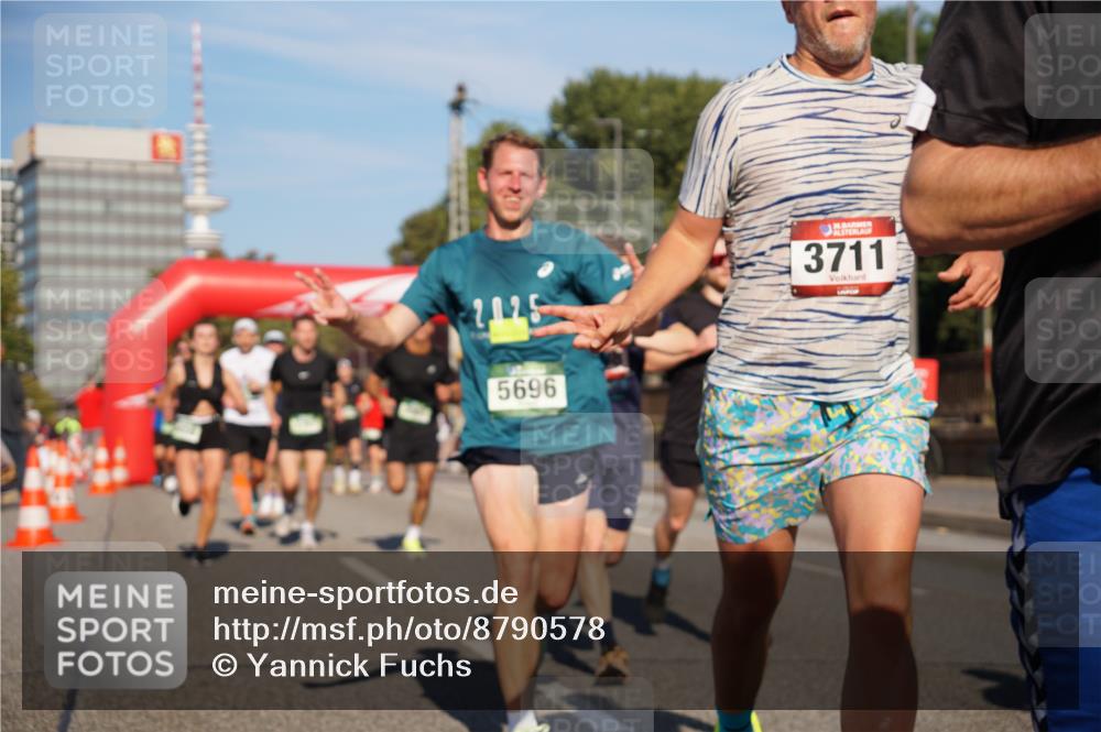 07.09.2025 - BARMER Alsterlauf Yannick Fuchs http://msf.ph/oto/8790578 07.09.2025 09:41:06 Laufen 2025, 5696, 3711 meine-sportfotos.de