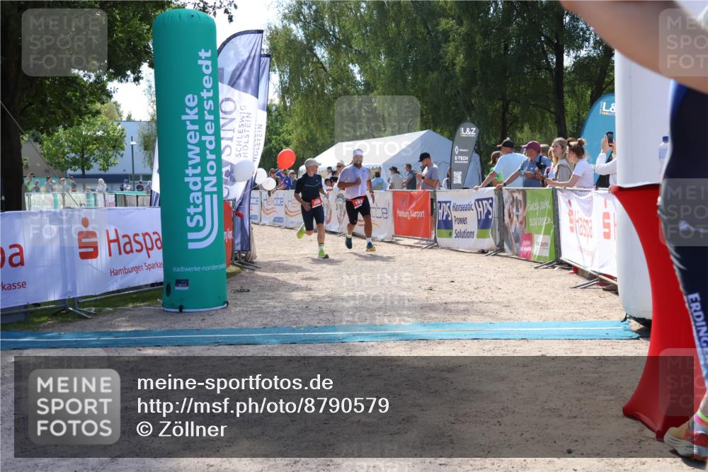 07.09.2025 - 19. Norderstedt Triathlon Zöllner http://msf.ph/oto/8790579 07.09.2025 14:01:49 Ziel 193, 206 meine-sportfotos.de