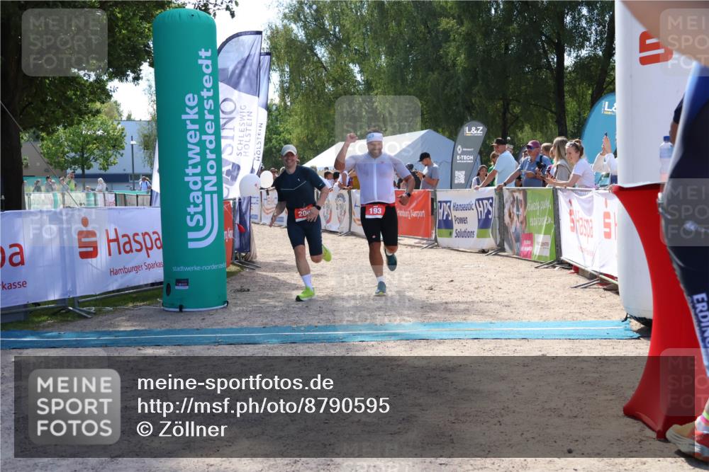 07.09.2025 - 19. Norderstedt Triathlon Zöllner http://msf.ph/oto/8790595 07.09.2025 14:01:51 Ziel 193, 206 meine-sportfotos.de