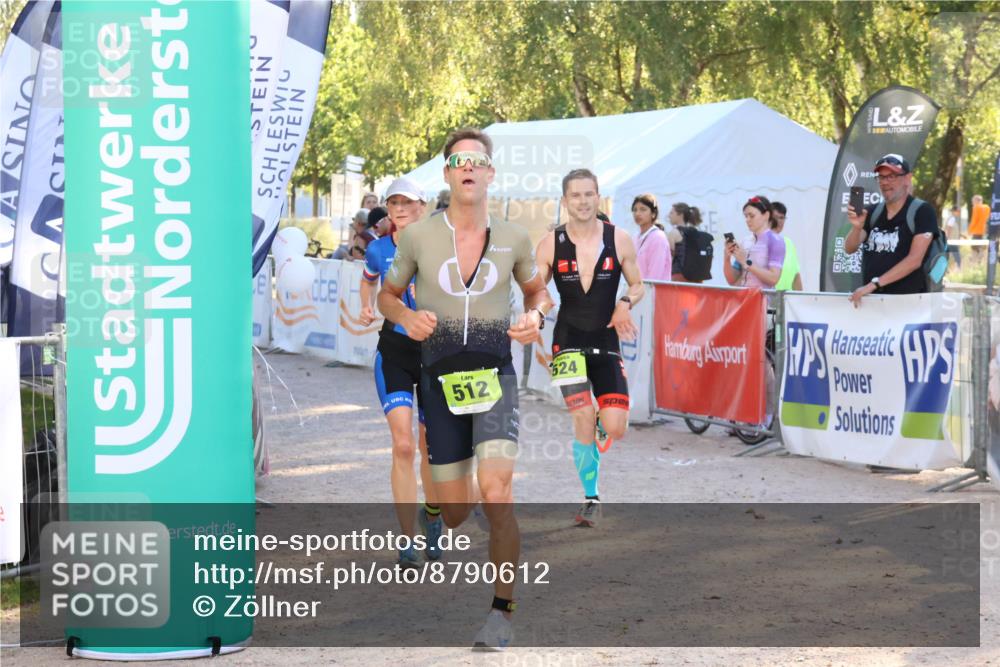 07.09.2025 - 19. Norderstedt Triathlon Zöllner http://msf.ph/oto/8790612 07.09.2025 16:28:02 Ziel 479, 512, 524 meine-sportfotos.de