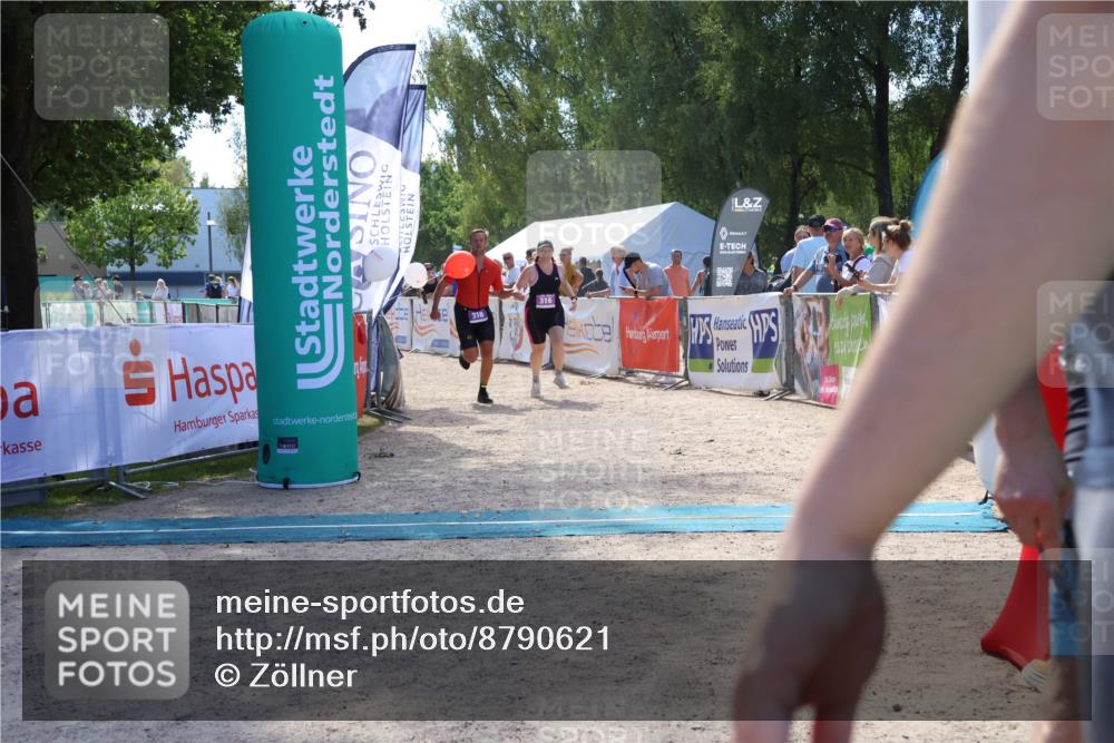 07.09.2025 - 19. Norderstedt Triathlon Zöllner http://msf.ph/oto/8790621 07.09.2025 14:02:23 Ziel 316 meine-sportfotos.de