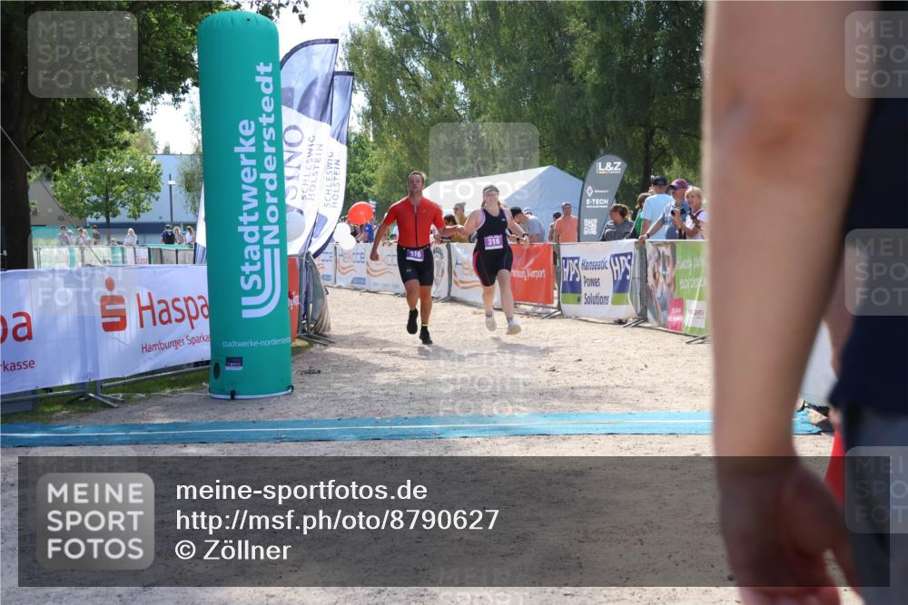 07.09.2025 - 19. Norderstedt Triathlon Zöllner http://msf.ph/oto/8790627 07.09.2025 14:02:24 Ziel 316 meine-sportfotos.de