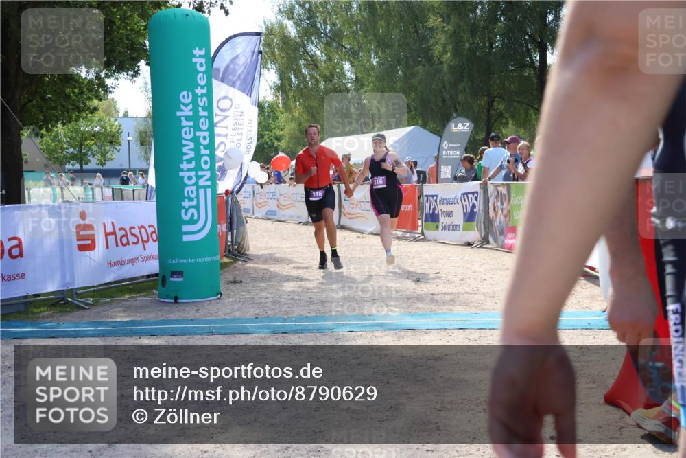 07.09.2025 - 19. Norderstedt Triathlon Zöllner http://msf.ph/oto/8790629 07.09.2025 14:02:24 Ziel 316 meine-sportfotos.de