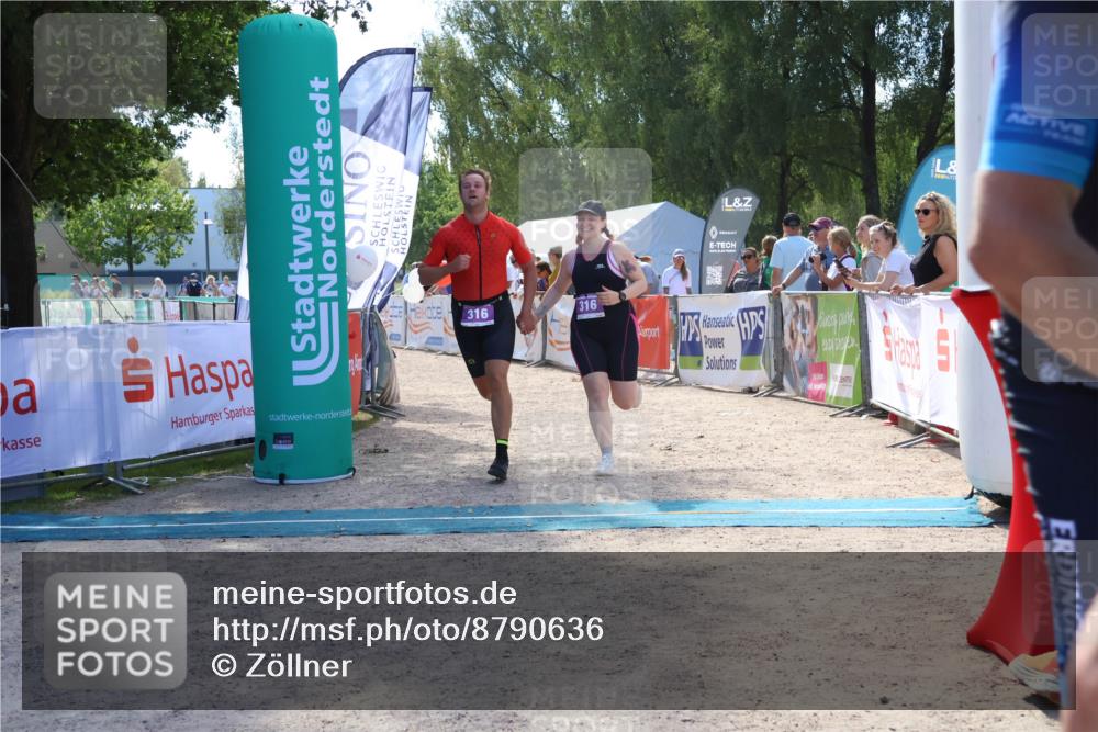 07.09.2025 - 19. Norderstedt Triathlon Zöllner http://msf.ph/oto/8790636 07.09.2025 14:02:25 Ziel 316 meine-sportfotos.de