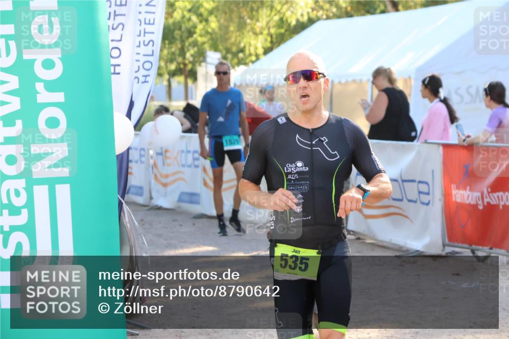 07.09.2025 - 19. Norderstedt Triathlon Zöllner http://msf.ph/oto/8790642 07.09.2025 16:28:10 Ziel 479, 524, 535 meine-sportfotos.de