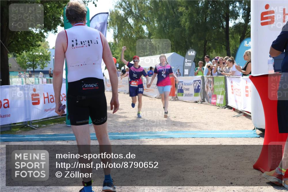 07.09.2025 - 19. Norderstedt Triathlon Zöllner http://msf.ph/oto/8790652 07.09.2025 14:03:04 Ziel 804 meine-sportfotos.de