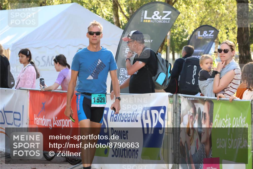 07.09.2025 - 19. Norderstedt Triathlon Zöllner http://msf.ph/oto/8790663 07.09.2025 16:28:18 Ziel  meine-sportfotos.de