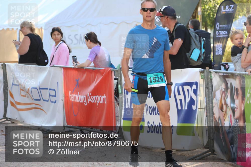 07.09.2025 - 19. Norderstedt Triathlon Zöllner http://msf.ph/oto/8790675 07.09.2025 16:28:19 Ziel 1488, 1529 meine-sportfotos.de