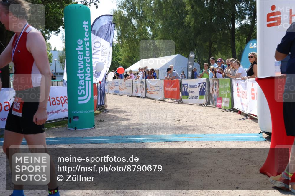 07.09.2025 - 19. Norderstedt Triathlon Zöllner http://msf.ph/oto/8790679 07.09.2025 14:03:07 Ziel 804 meine-sportfotos.de