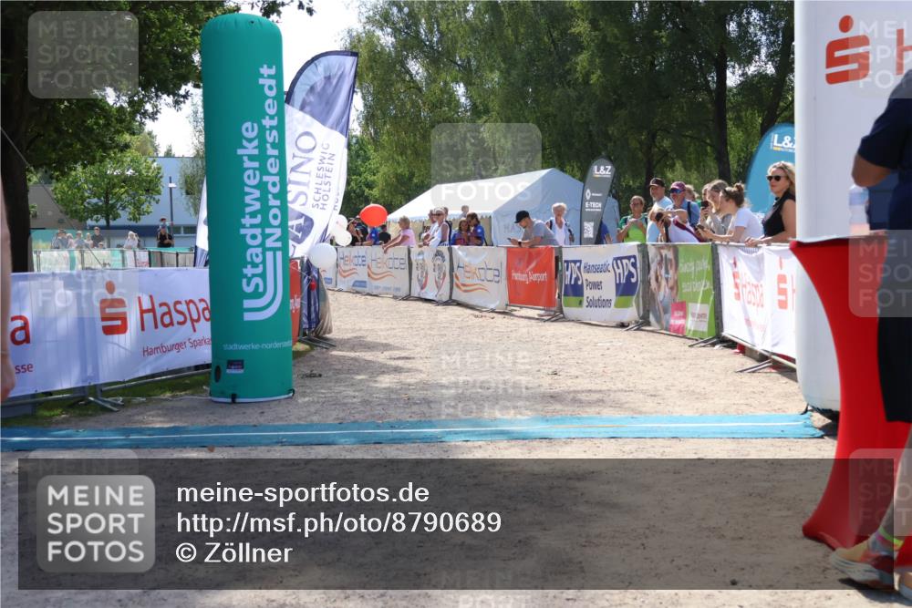 07.09.2025 - 19. Norderstedt Triathlon Zöllner http://msf.ph/oto/8790689 07.09.2025 14:03:08 Ziel 804 meine-sportfotos.de