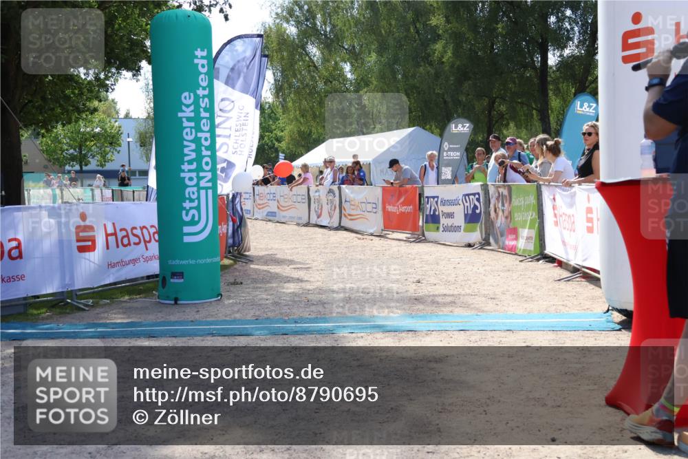 07.09.2025 - 19. Norderstedt Triathlon Zöllner http://msf.ph/oto/8790695 07.09.2025 14:03:09 Ziel 804 meine-sportfotos.de