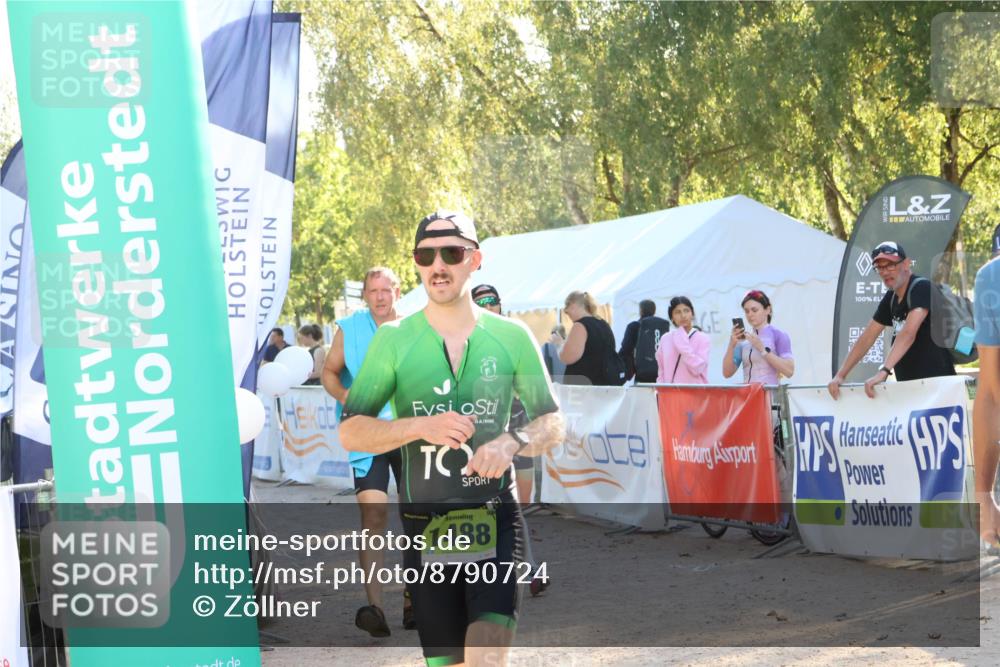07.09.2025 - 19. Norderstedt Triathlon Zöllner http://msf.ph/oto/8790724 07.09.2025 16:28:24 Ziel 515, 1488, 1529 meine-sportfotos.de