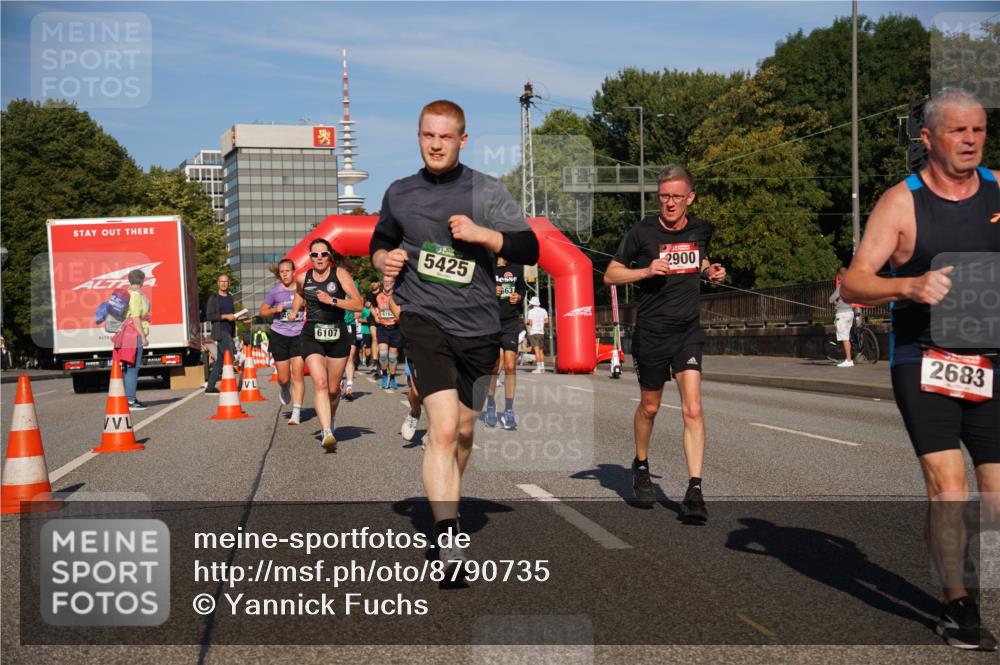 07.09.2025 - BARMER Alsterlauf Yannick Fuchs http://msf.ph/oto/8790735 07.09.2025 09:43:24 Laufen  meine-sportfotos.de