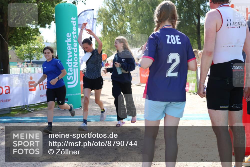 07.09.2025 - 19. Norderstedt Triathlon Zöllner http://msf.ph/oto/8790744 07.09.2025 14:04:28 Ziel 359 meine-sportfotos.de