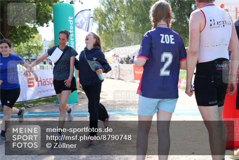 07.09.2025 - 19. Norderstedt Triathlon Zöllner http://msf.ph/oto/8790748 07.09.2025 14:04:29 Ziel 359 meine-sportfotos.de