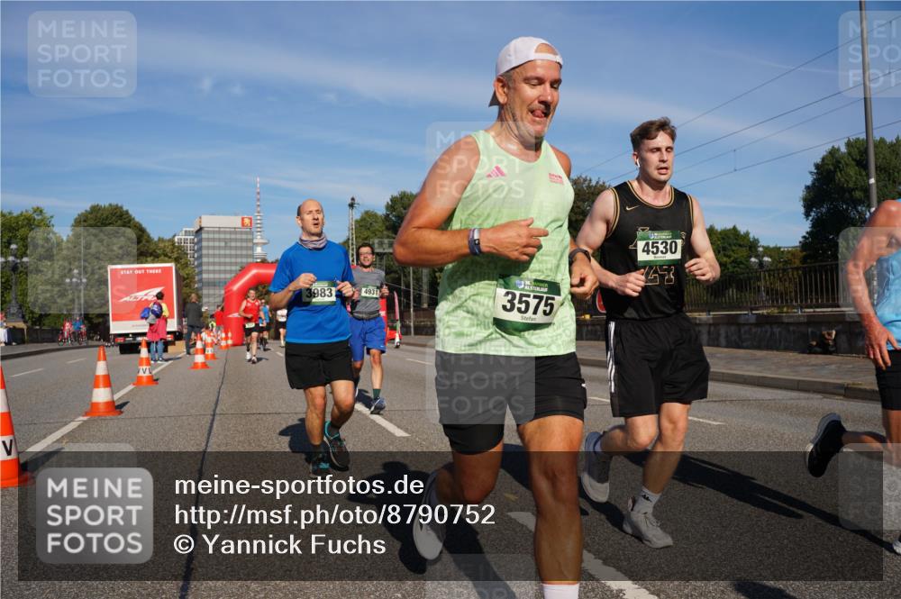 07.09.2025 - BARMER Alsterlauf Yannick Fuchs http://msf.ph/oto/8790752 07.09.2025 09:41:14 Laufen 3983, 4931, 36, 3575, 4530, 41 meine-sportfotos.de