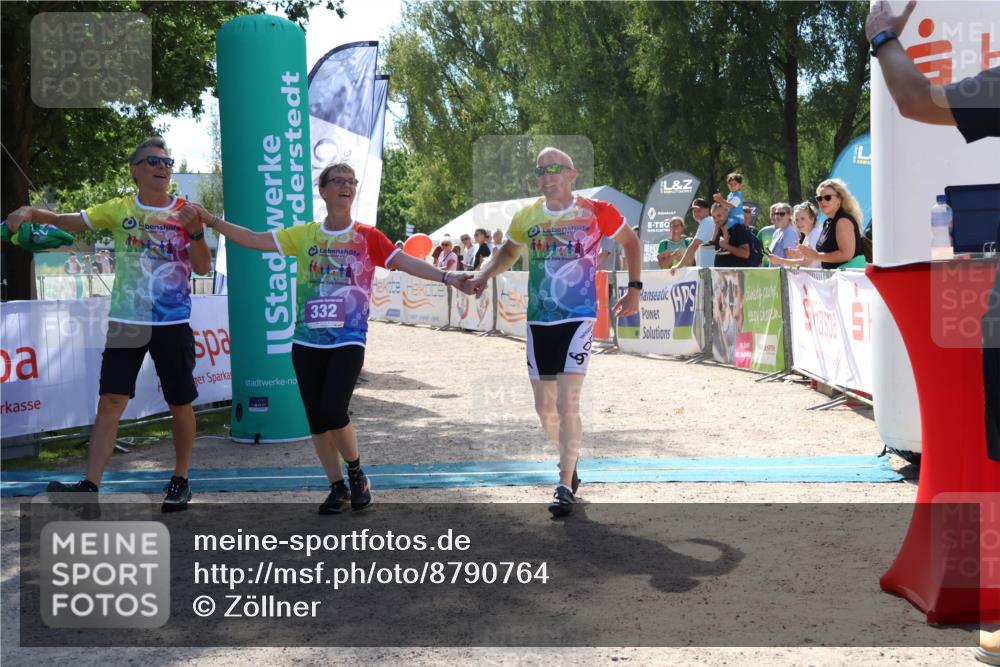 07.09.2025 - 19. Norderstedt Triathlon Zöllner http://msf.ph/oto/8790764 07.09.2025 14:05:33 Ziel 332 meine-sportfotos.de