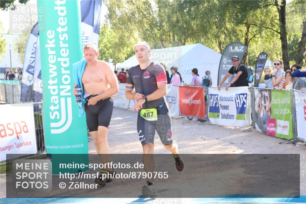 07.09.2025 - 19. Norderstedt Triathlon Zöllner http://msf.ph/oto/8790765 07.09.2025 16:28:31 Ziel 487, 507, 515, 1534 meine-sportfotos.de