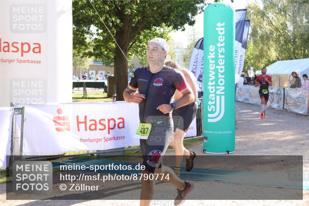 07.09.2025 - 19. Norderstedt Triathlon Zöllner http://msf.ph/oto/8790774 07.09.2025 16:28:32 Ziel 487, 507, 515, 1534 meine-sportfotos.de