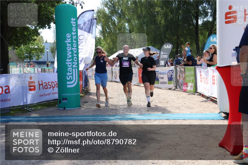 07.09.2025 - 19. Norderstedt Triathlon Zöllner http://msf.ph/oto/8790782 07.09.2025 14:06:27 Ziel 355 meine-sportfotos.de