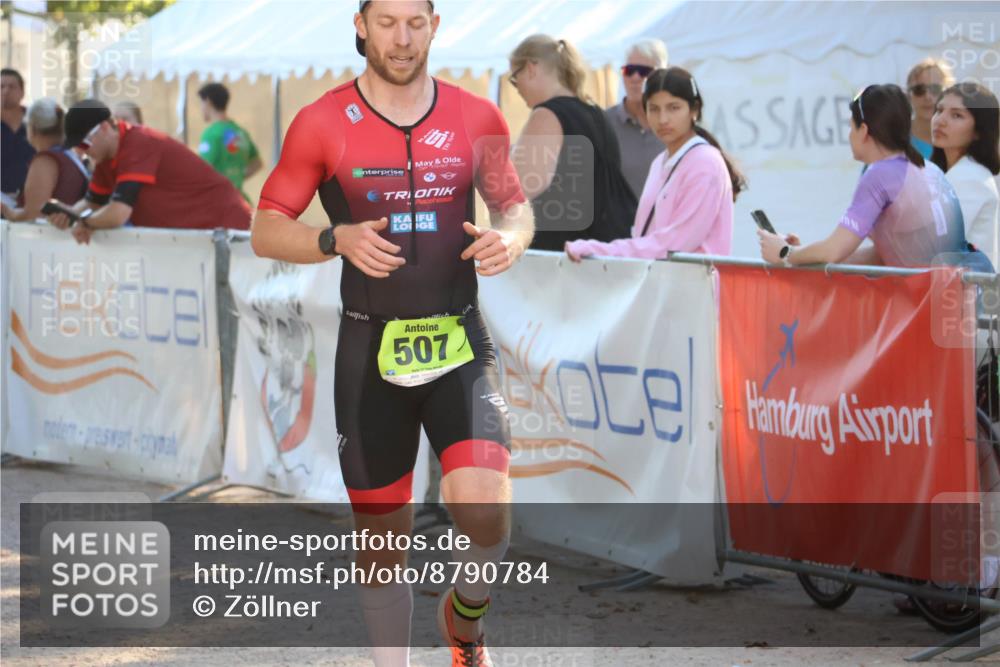 07.09.2025 - 19. Norderstedt Triathlon Zöllner http://msf.ph/oto/8790784 07.09.2025 16:28:33 Ziel 487, 507, 515, 1534 meine-sportfotos.de