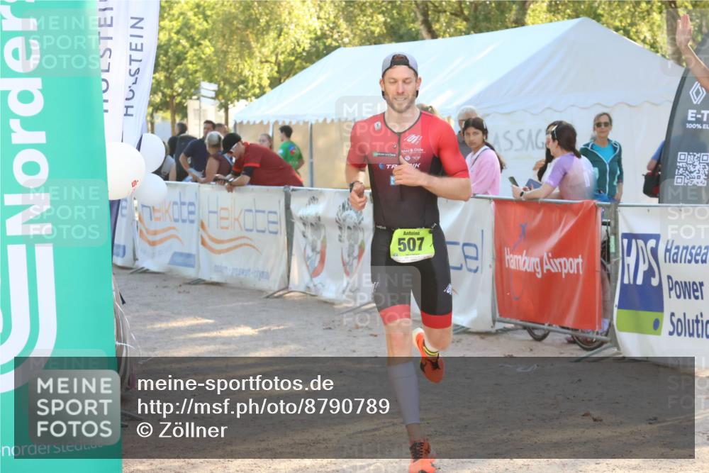07.09.2025 - 19. Norderstedt Triathlon Zöllner http://msf.ph/oto/8790789 07.09.2025 16:28:34 Ziel 487, 507, 1534 meine-sportfotos.de