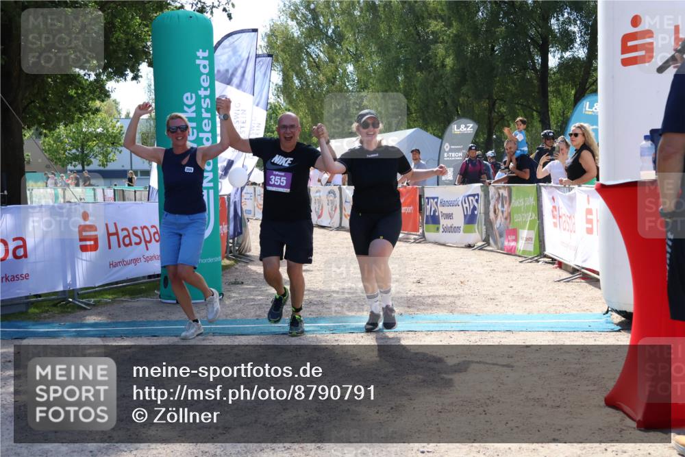 07.09.2025 - 19. Norderstedt Triathlon Zöllner http://msf.ph/oto/8790791 07.09.2025 14:06:28 Ziel 355 meine-sportfotos.de