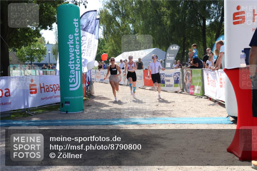 07.09.2025 - 19. Norderstedt Triathlon Zöllner http://msf.ph/oto/8790800 07.09.2025 14:06:39 Ziel 353 meine-sportfotos.de
