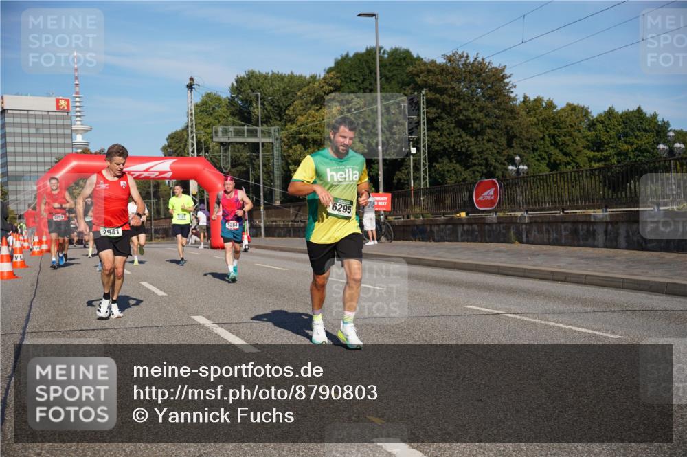 07.09.2025 - BARMER Alsterlauf Yannick Fuchs http://msf.ph/oto/8790803 07.09.2025 09:41:17 Laufen 2253, 5284, 2941, 6295, 77 meine-sportfotos.de