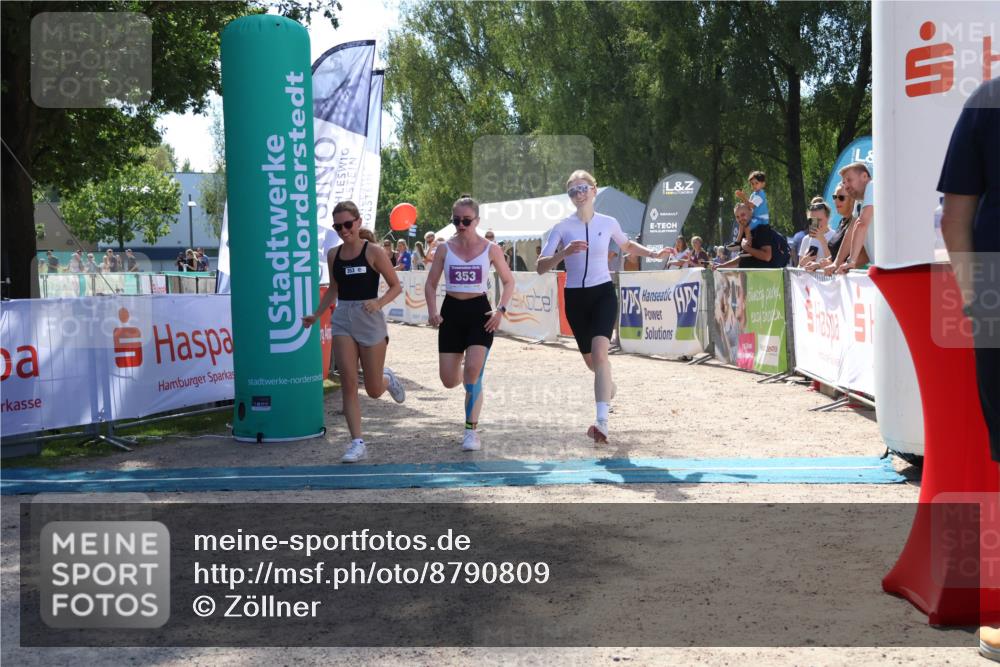 07.09.2025 - 19. Norderstedt Triathlon Zöllner http://msf.ph/oto/8790809 07.09.2025 14:06:40 Ziel 353 meine-sportfotos.de