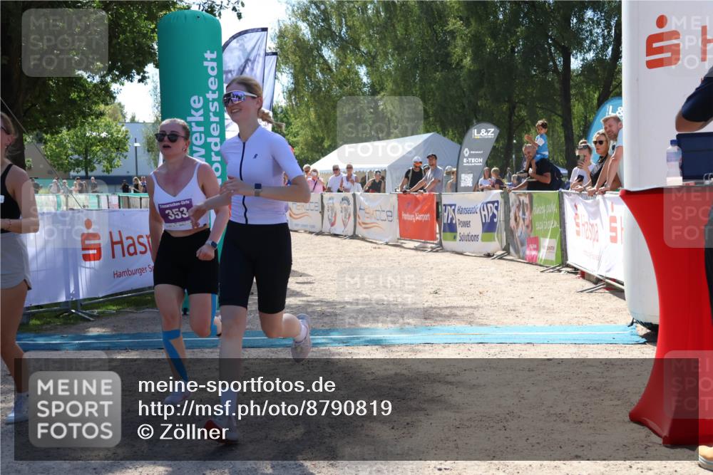 07.09.2025 - 19. Norderstedt Triathlon Zöllner http://msf.ph/oto/8790819 07.09.2025 14:06:41 Ziel 353 meine-sportfotos.de