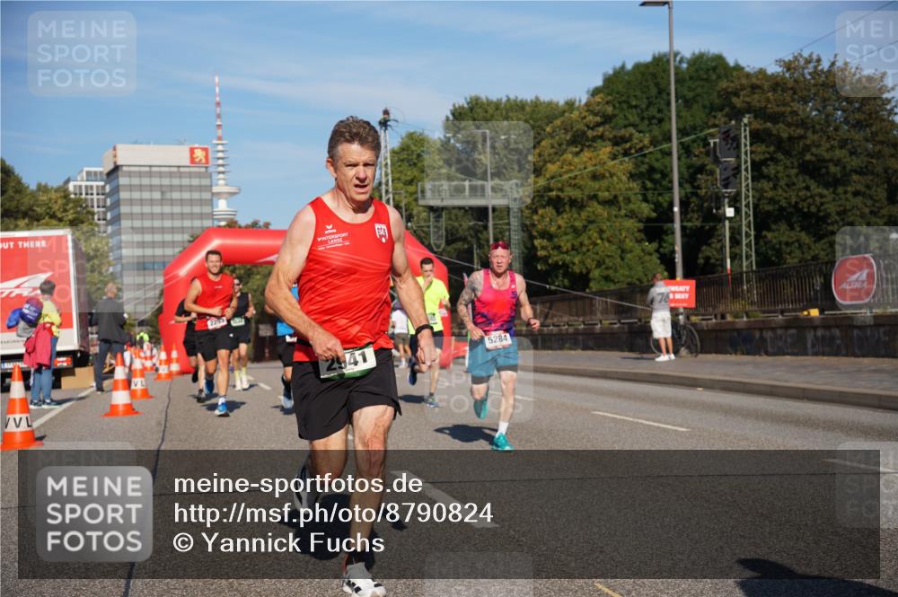 07.09.2025 - BARMER Alsterlauf Yannick Fuchs http://msf.ph/oto/8790824 07.09.2025 09:41:18 Laufen 41, 5284 meine-sportfotos.de